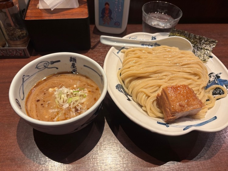 qHfwOlx